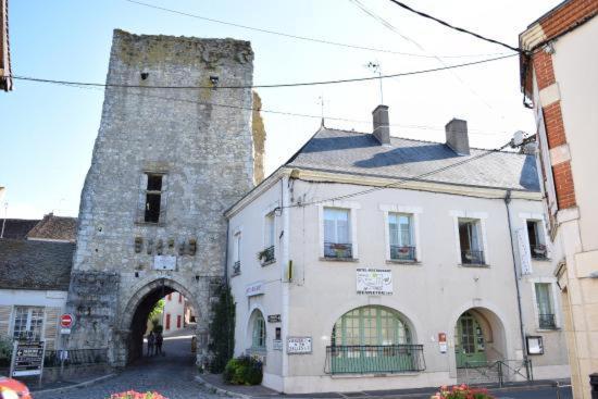 Auberge De La Tour Mennetou-sur-Cher Екстериор снимка